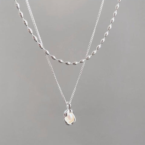 Elegant Double-layered Pearl Necklace