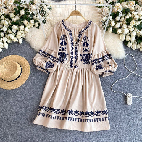 Vintage Embroidered Lace-up Dress