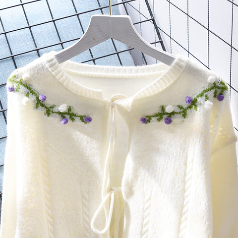 Lace-up Floral Embroidered Collar Cardigan