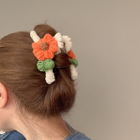 Colorful Knitted Plush Flower Grab Clip