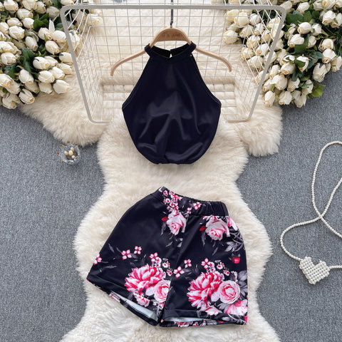 Sleeveless Top&Floral Shorts 2Pcs