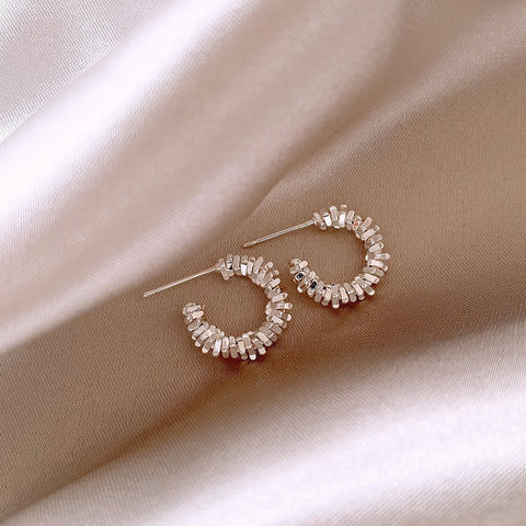 Chip Silver C-Shape Earrings