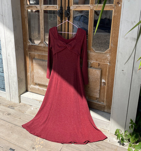 Twisted Neckline Wine Red Knitted Dress