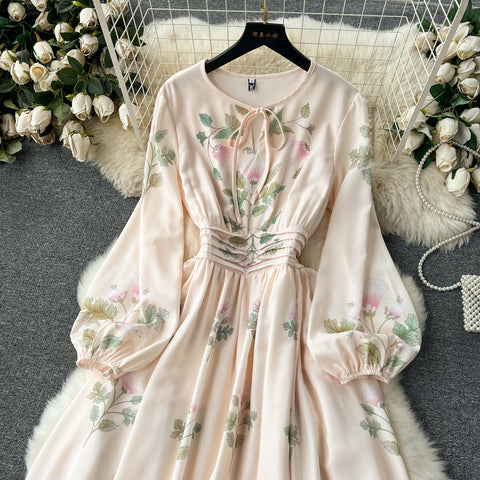 Courtly Pleated Floral Printed Dress