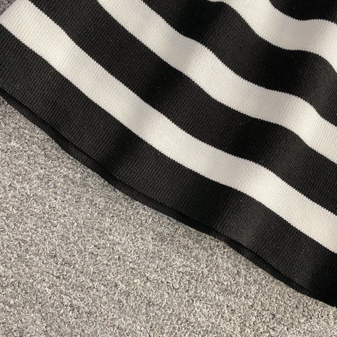 Color Blocking Striped Slant Zipped Top