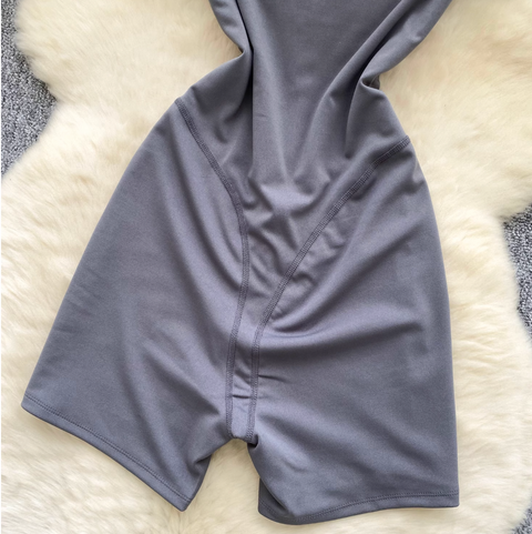 Elastic Turtleneck Zipped Yoga Romper