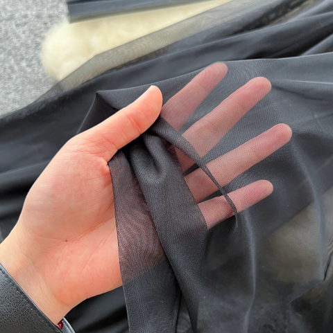 Off-shoulder Black Dress with Ribbon