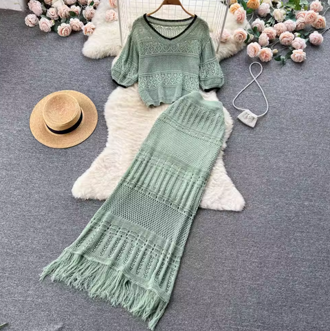 Hollowed Knitwear & Fishtail Skirt 2Pcs