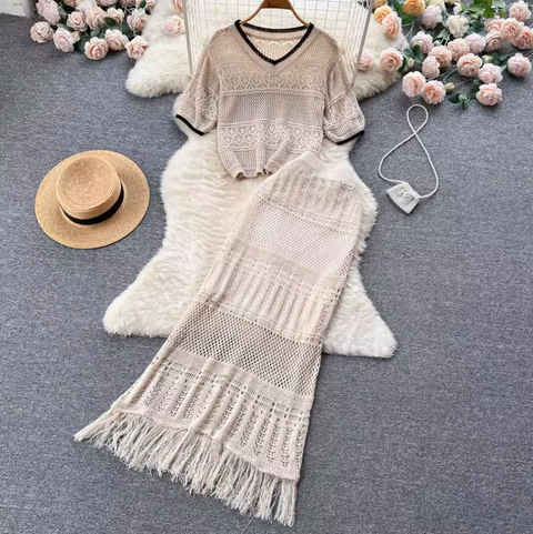 Hollowed Knitwear & Fishtail Skirt 2Pcs