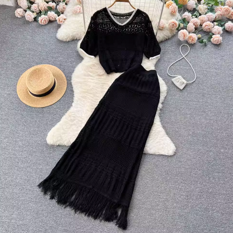 Hollowed Knitwear & Fishtail Skirt 2Pcs