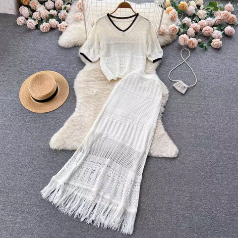 Hollowed Knitwear & Fishtail Skirt 2Pcs