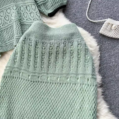 Hollowed Knitwear & Fishtail Skirt 2Pcs