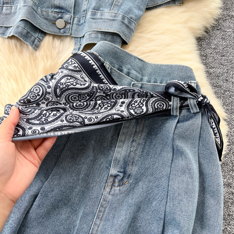 Chic Short Jacket & Jeans Denim 2Pcs
