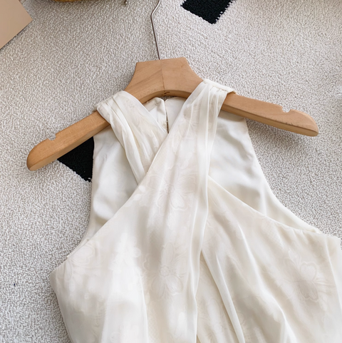 Sleeveless V-neck Cross Halter Top