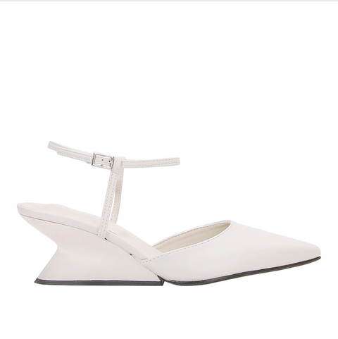 Niche Design Pointed Toe Wedges