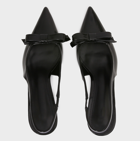 Patent Leather Bow Trimmed Pointed-toe Sandals