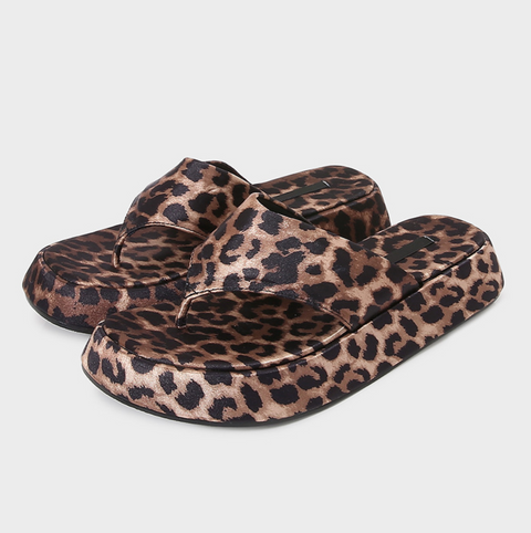 Leopard Printed Clip-toe Slippers