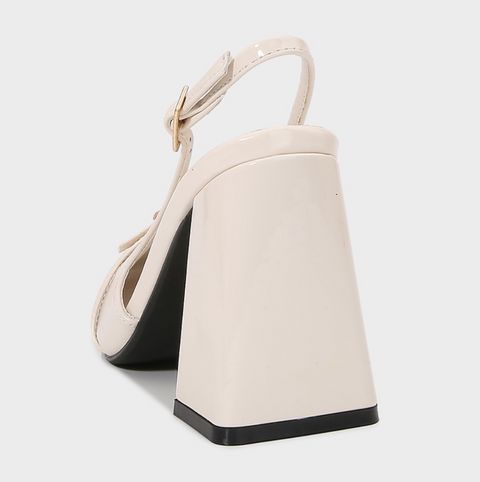 Creamy White Square-toe Chunky Sandals