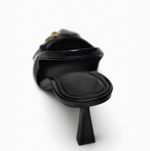 Pointed-toe Cross Buckled Black Sandals