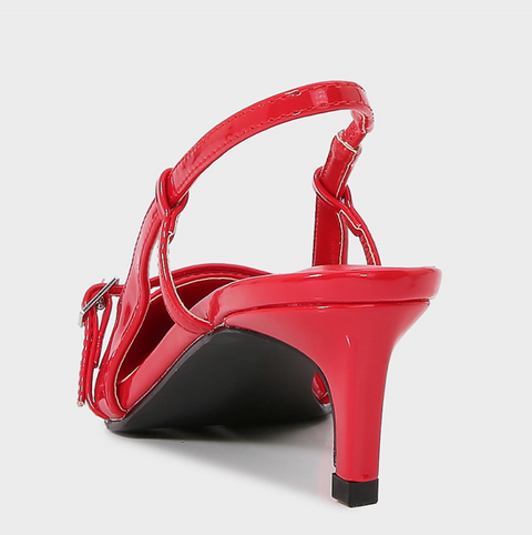 Buckle Embellished Pull Strap Shallow Sandals