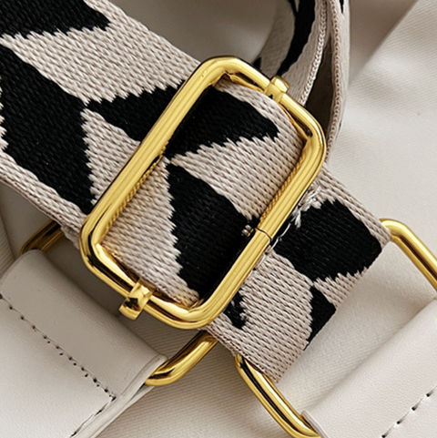 Niche Design Cross-body Saddle Bag