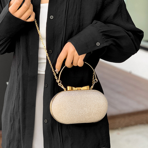 Sequined Elliptical Crossbody Chain Bag