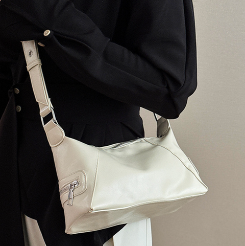 Niche Design Zipped Crossbody Bag