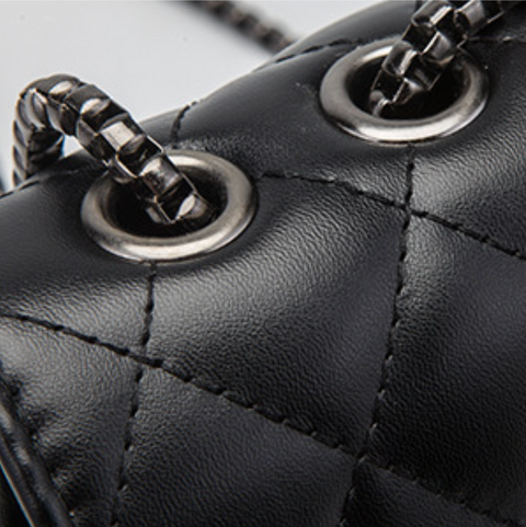 Lattice Stitch Black Chain Bag