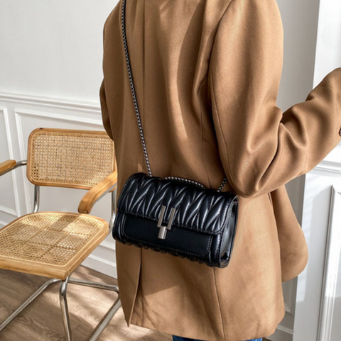 Y-lock Pleated PU Chain Bag