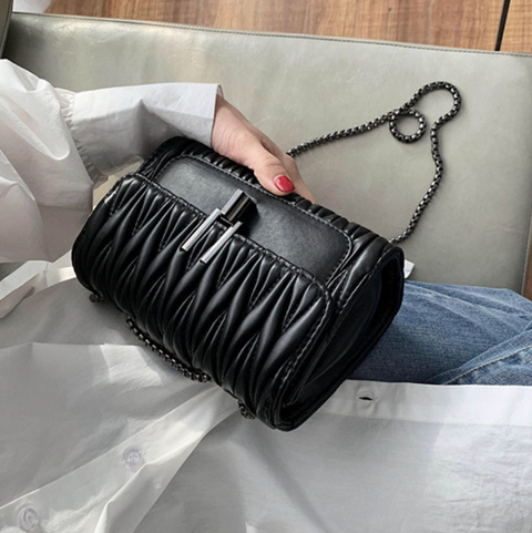 Y-lock Pleated PU Chain Bag
