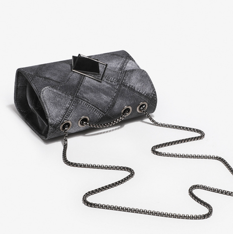 Lattice Embossed Gradient Gray Chain Bag