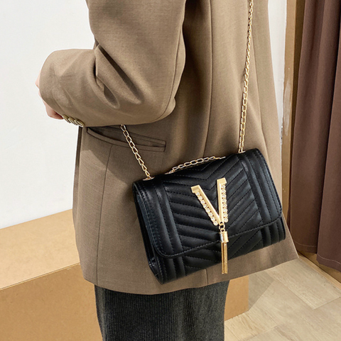 Rhinestone Studded Fringed Chain Bag