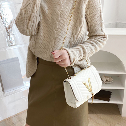 Rhinestone Studded Fringed Chain Bag