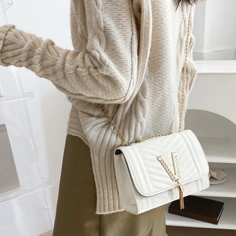 Rhinestone Studded Fringed Chain Bag