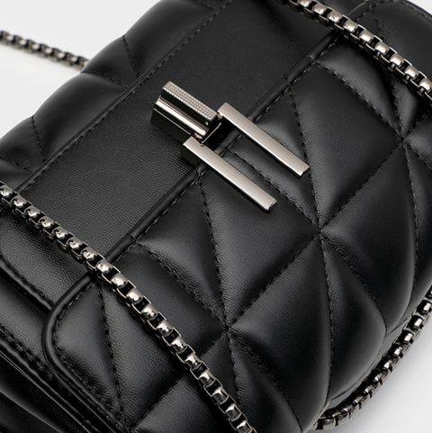 Y Buckle Lattice Stitching Chain Bag