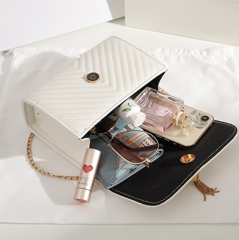 Twill Embroidered Fringed Chain Bag