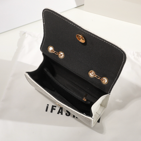 Twill Embroidered Fringed Chain Bag