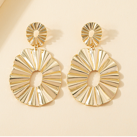 Irregular Metal Ruffled Round Earrings