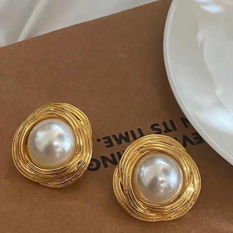 Electroplated Geometric Pearl Stud Earrings