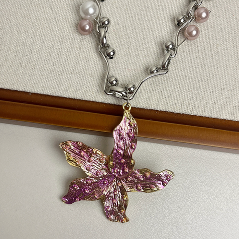 Purplish Pink Starfish Pendant Necklace