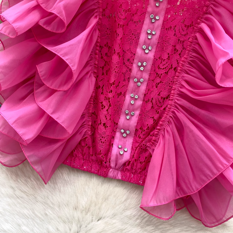 Niche Ruffled Crochet Sleeveless Shirt