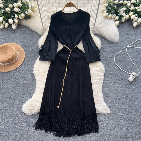 Lapeled Pleated Fringed Knit Dress