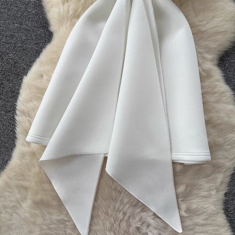 V-neck Back Bow White Dress