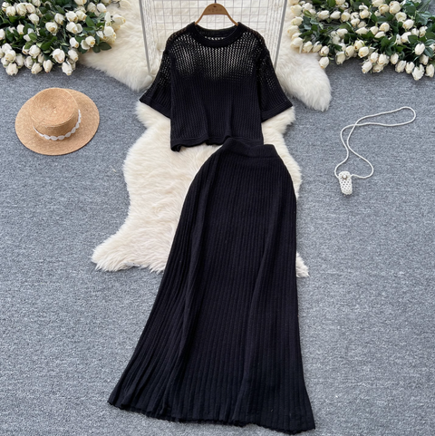 Hollowed Knitwear & Half-body Skirt 2Pcs
