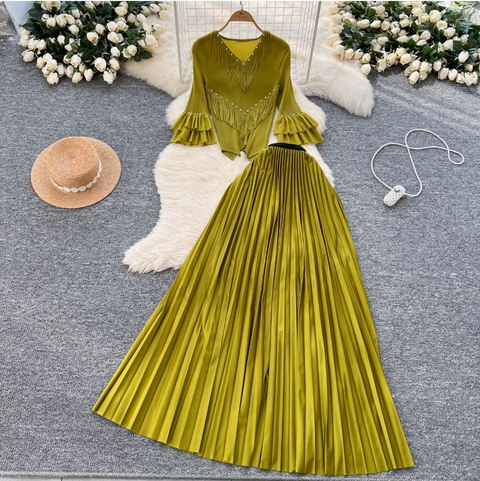 Niche Beaded Top & Pleated Skirt 2Pcs