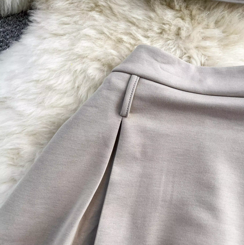 Padded Tank Top & Pleated Shorts 2Pcs
