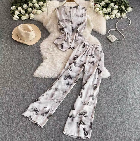 Printed V-neck Top & Trousers 2Pcs
