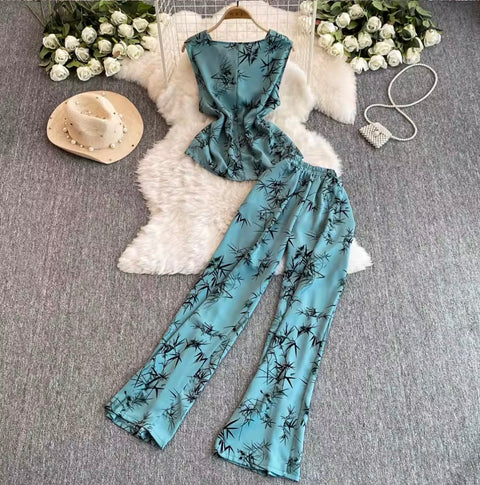 Printed V-neck Top & Trousers 2Pcs