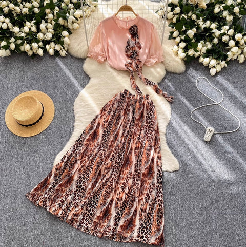 Ribbon Top & Leopard Printed Skirt 2Pcs