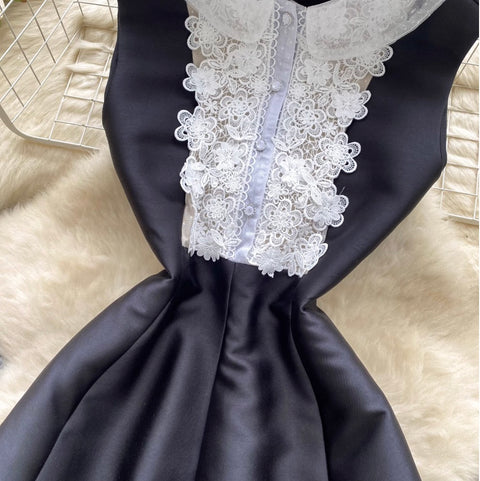 High-end White Lace Black Dress